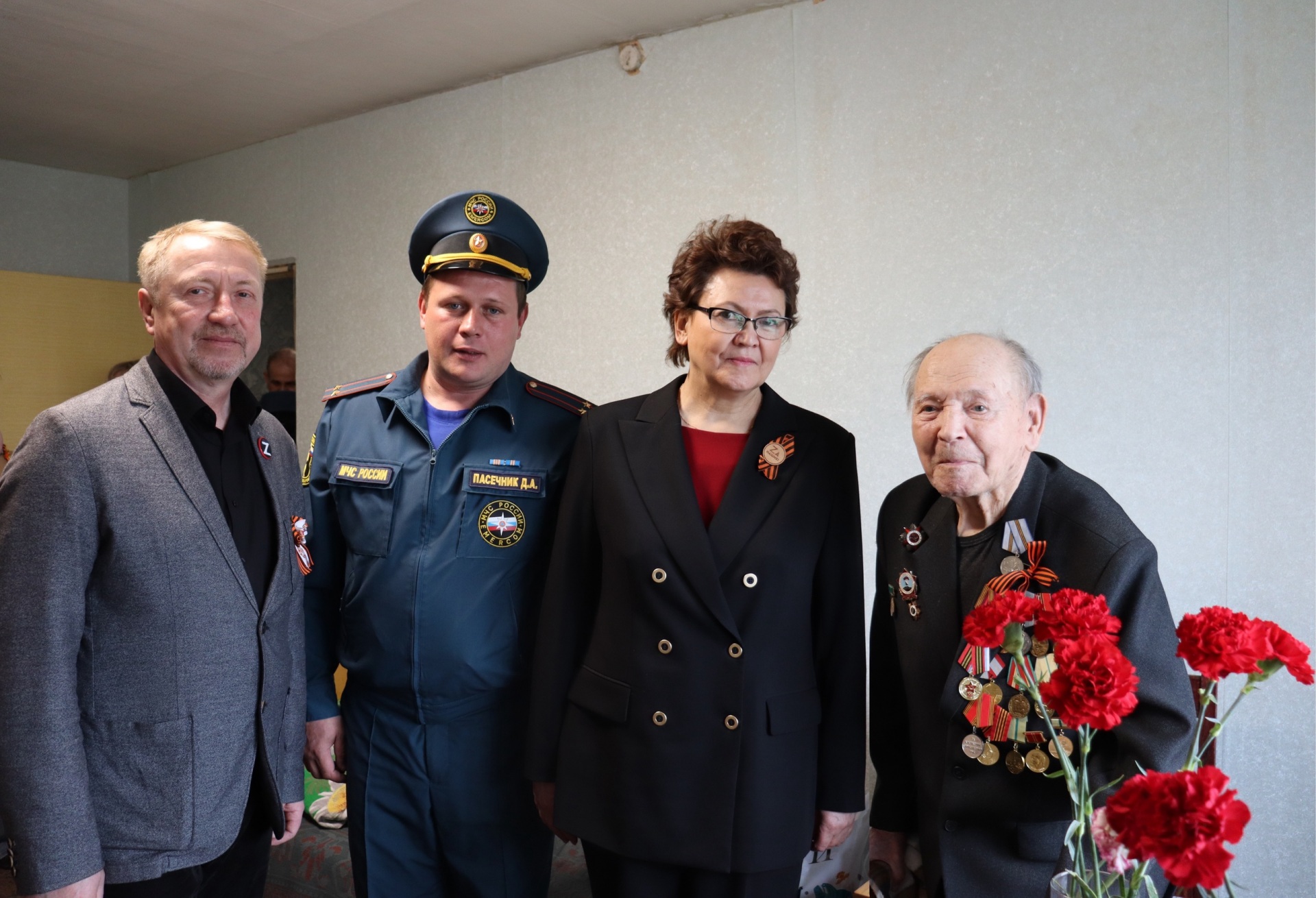 Поздравление ветеранов на дому стало доброй традицией в Сыктывдинском  районе | 11.05.2022 | Выльгорт - БезФормата